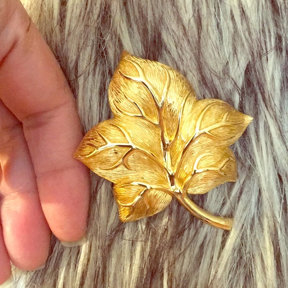 💕Christian Dior Vintage Brooch - Picture 6 of 8